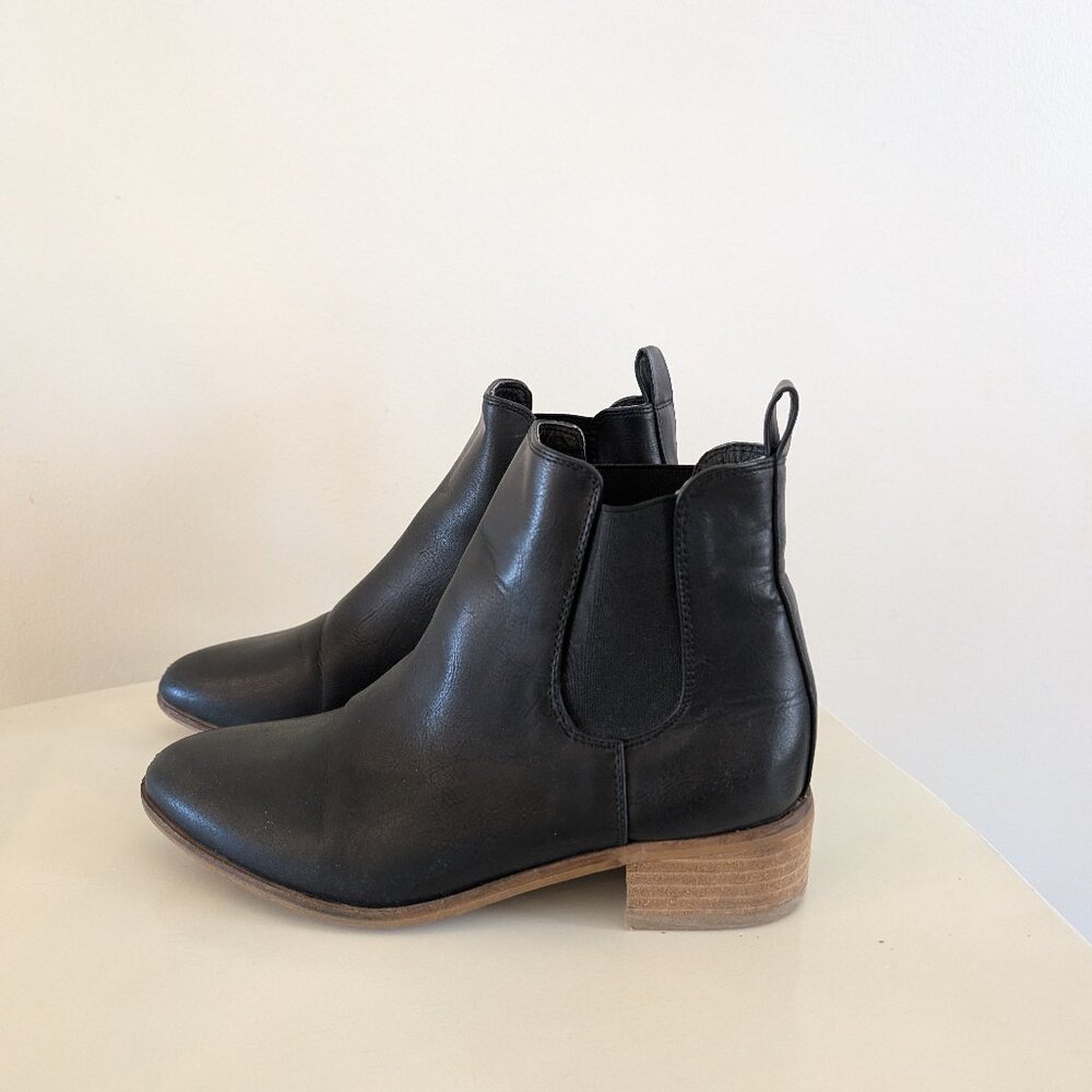 Leather boots